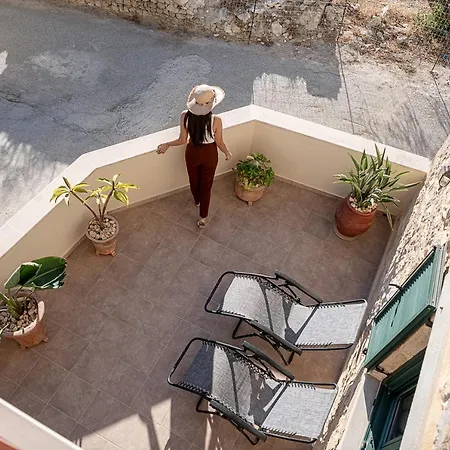 Anastasia Villa *