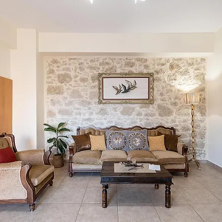 Anastasia Villa